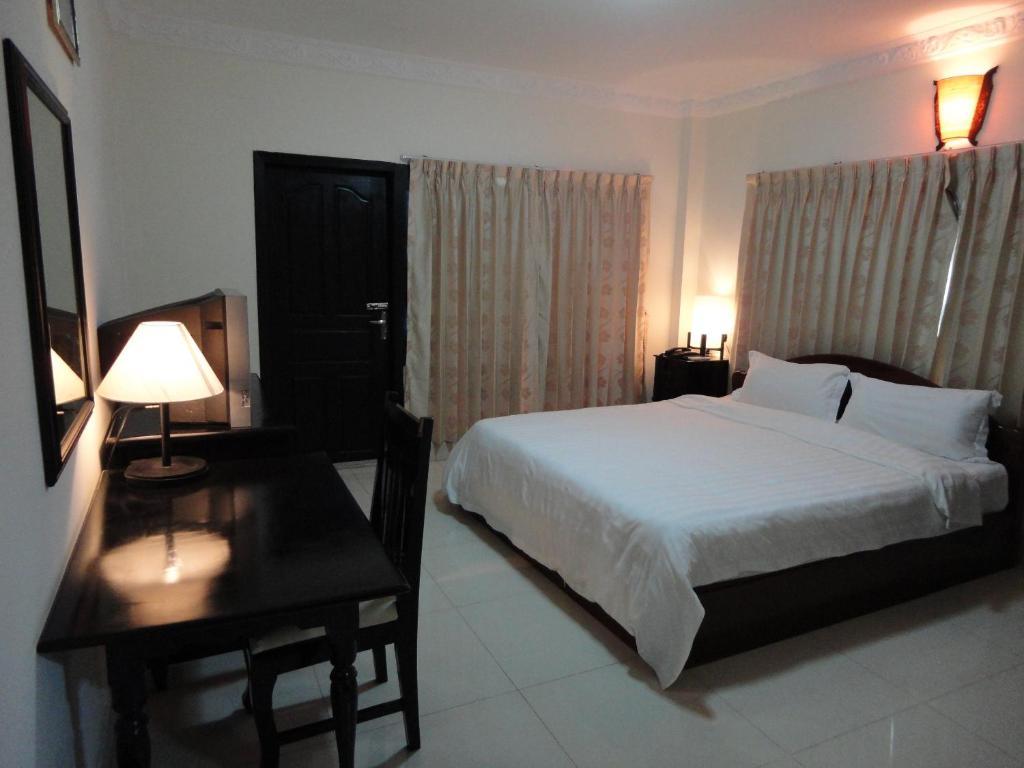 Trasak Pa-Em Hotel & Restaurant Phnom Penh Room photo